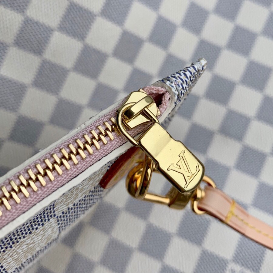 l**is V*t*n neverfull mm