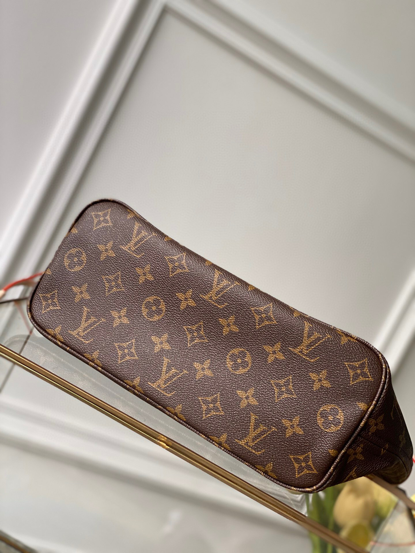 l**is V*t*n neverfull pm