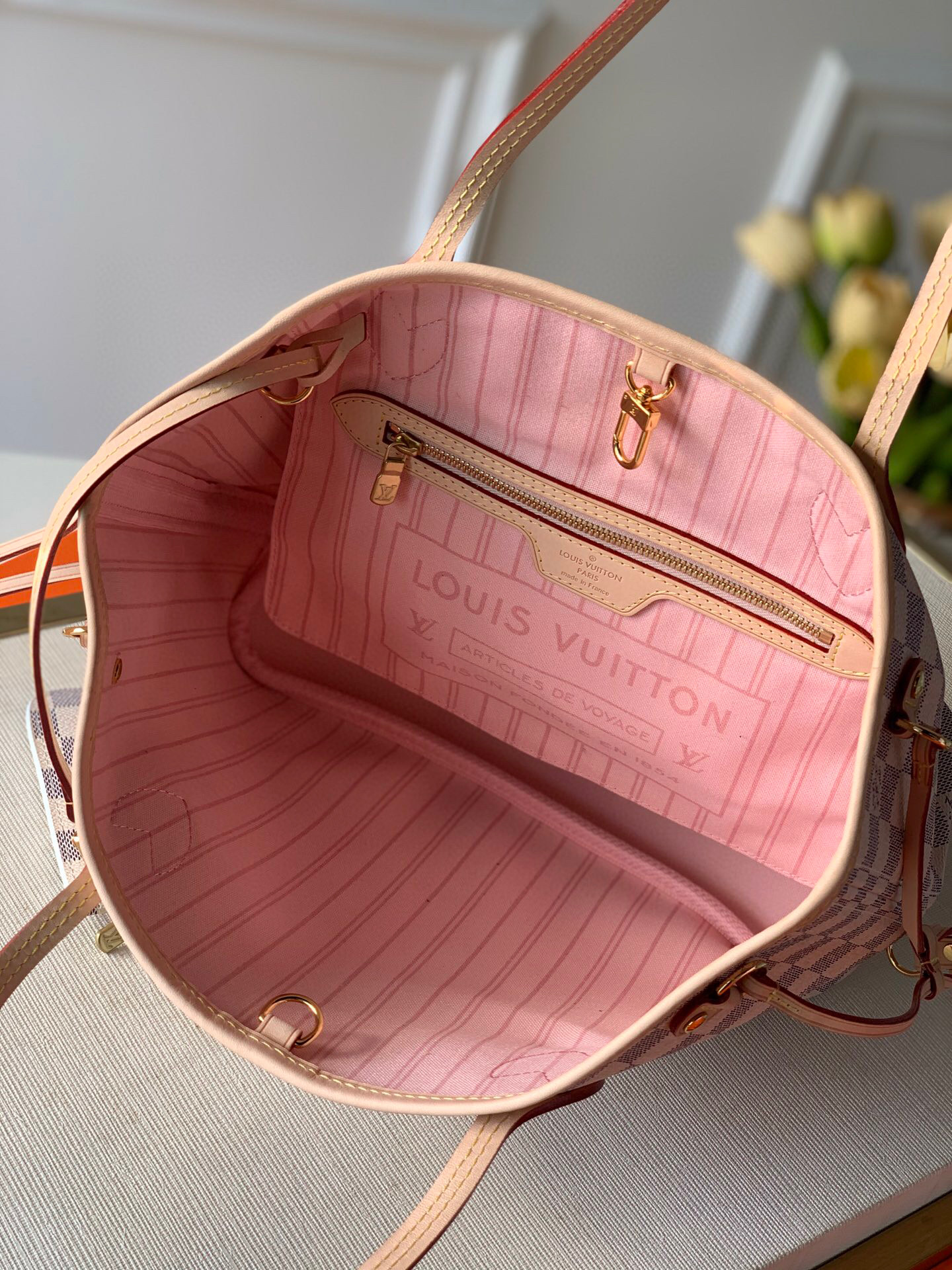 l**is V*t*n neverfull pm