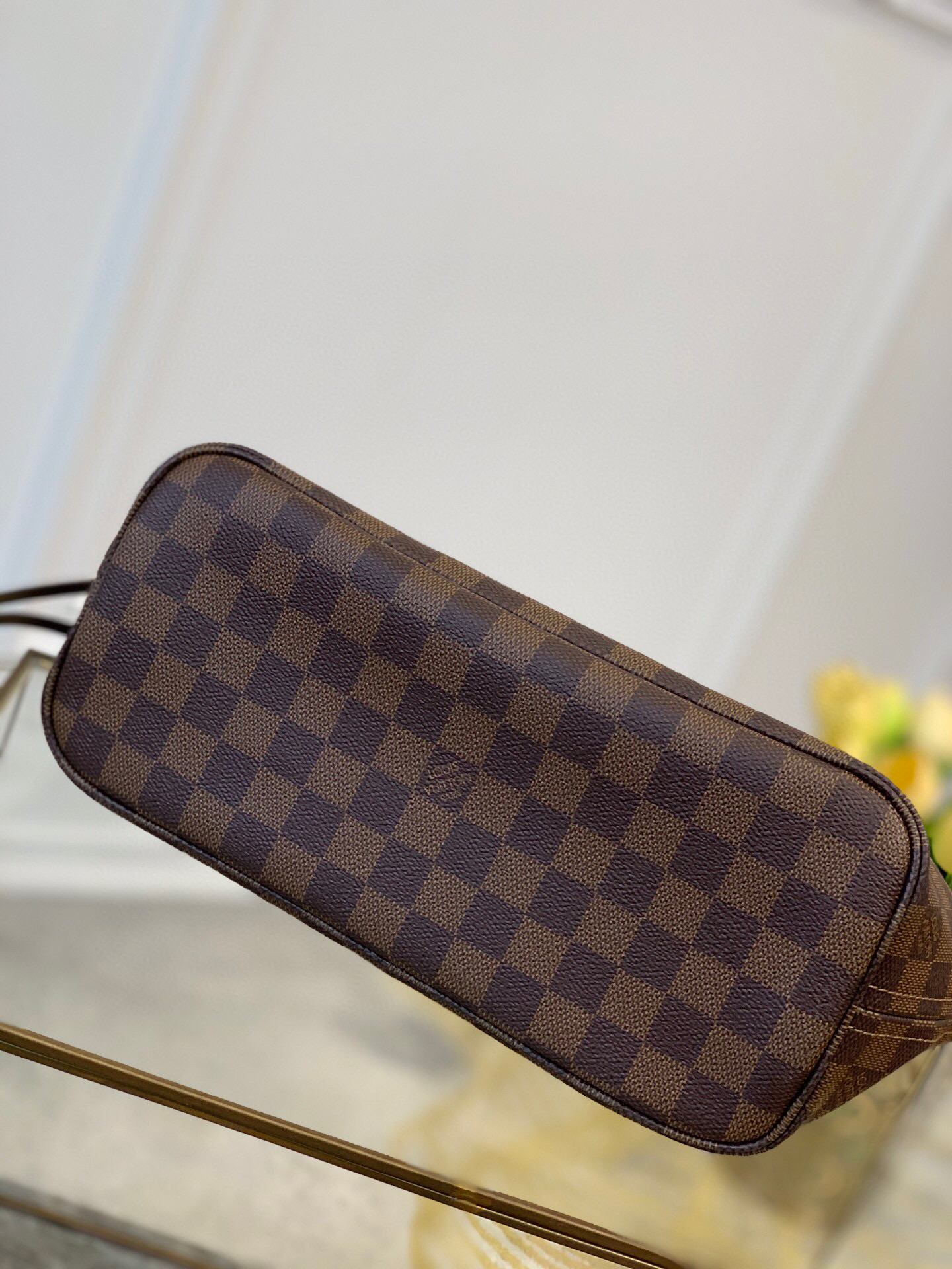 l**is V*t*n neverfull pm