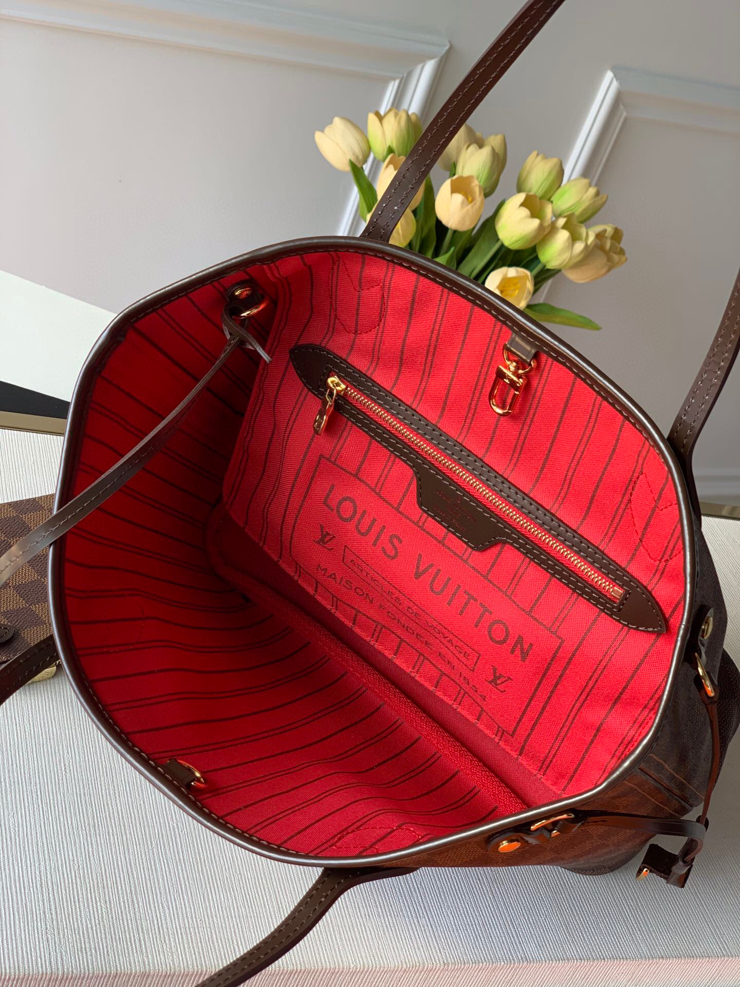 l**is V*t*n neverfull pm