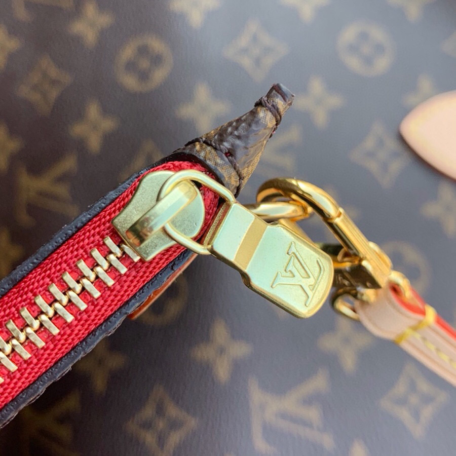 l**is V*t*n neverfull gm
