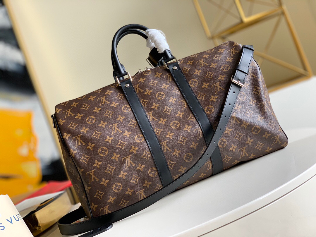 l**is V*t*n keepall 45