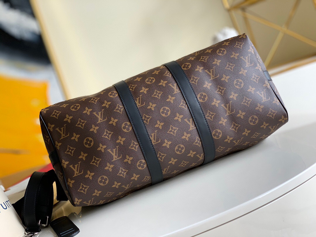 l**is V*t*n keepall 45