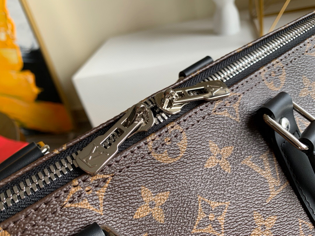 l**is V*t*n keepall 45
