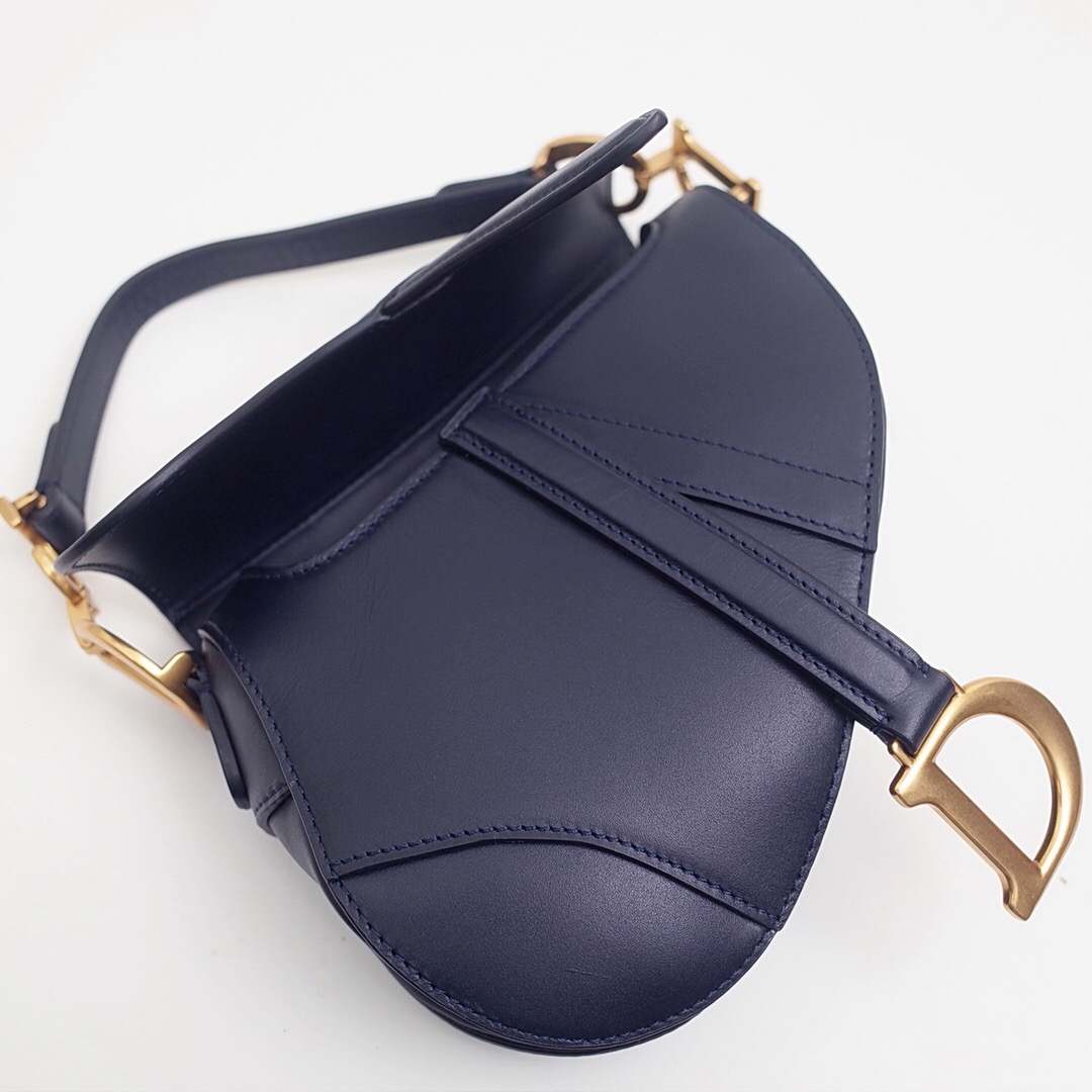D*or saddle