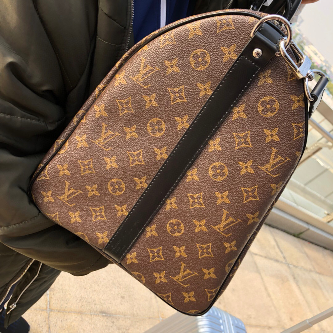 l**is V*t*n keepall 55