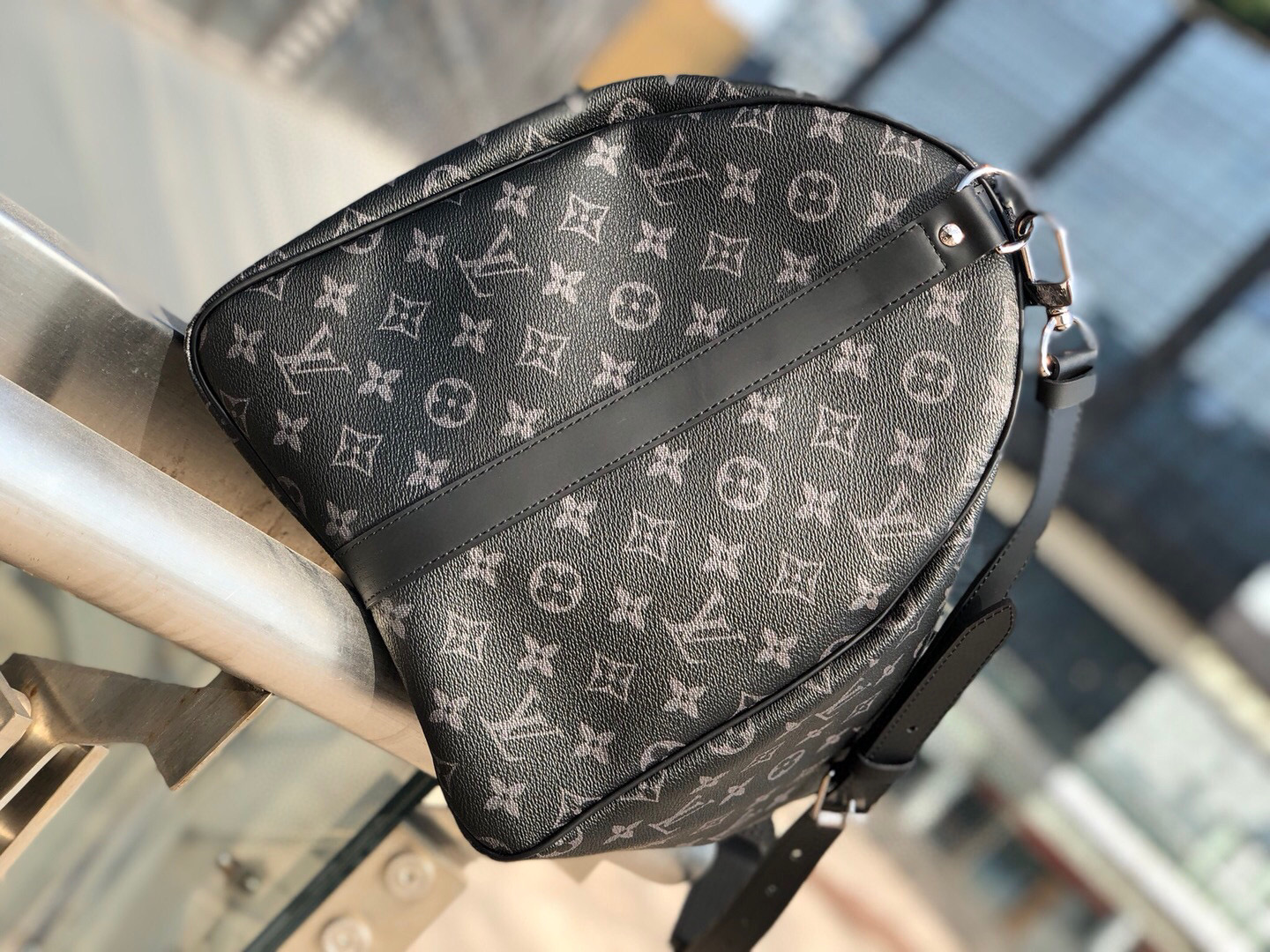 l**is V*t*n keepall 50