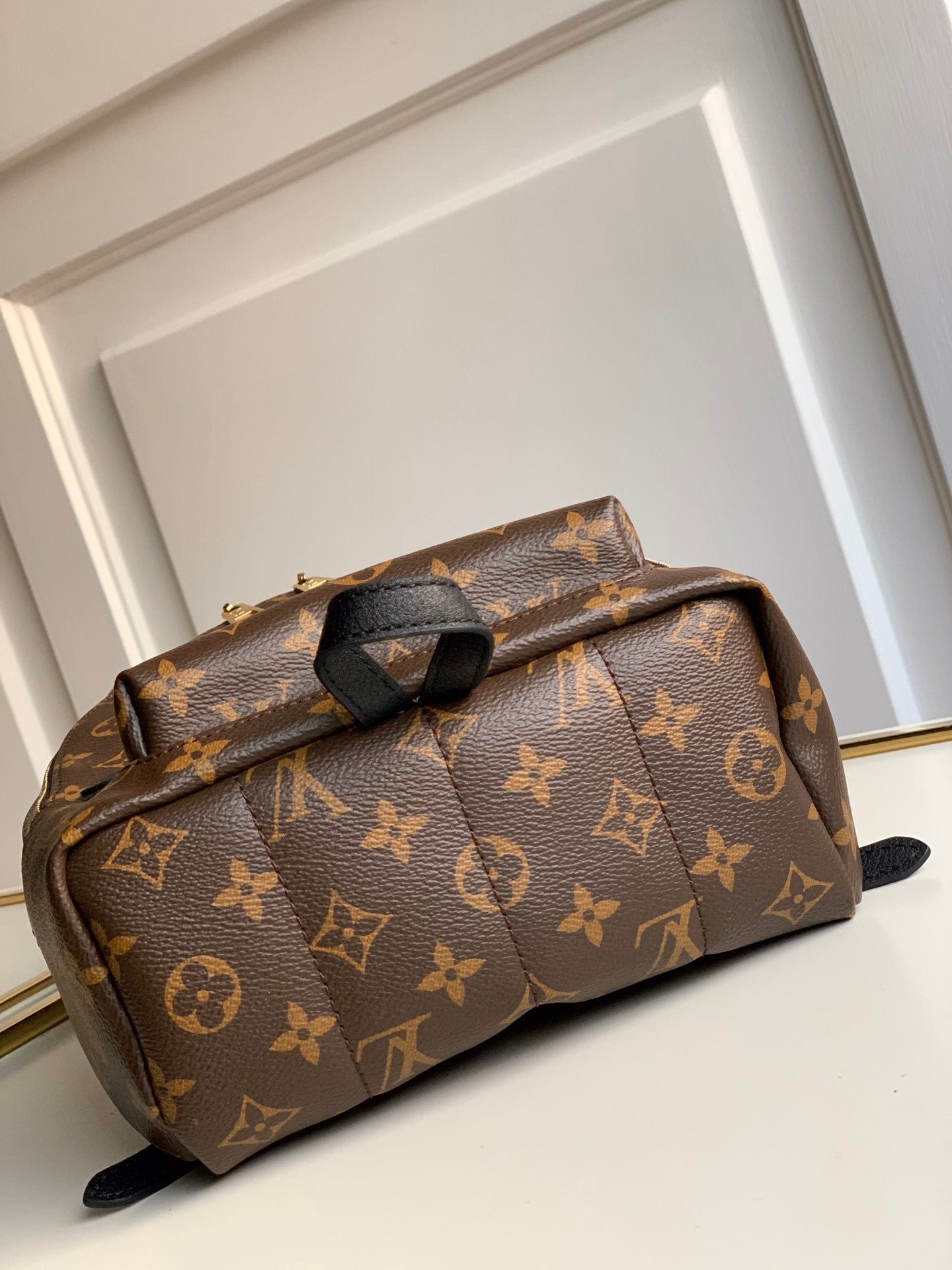 l**is V*t*n monogram backpack pm