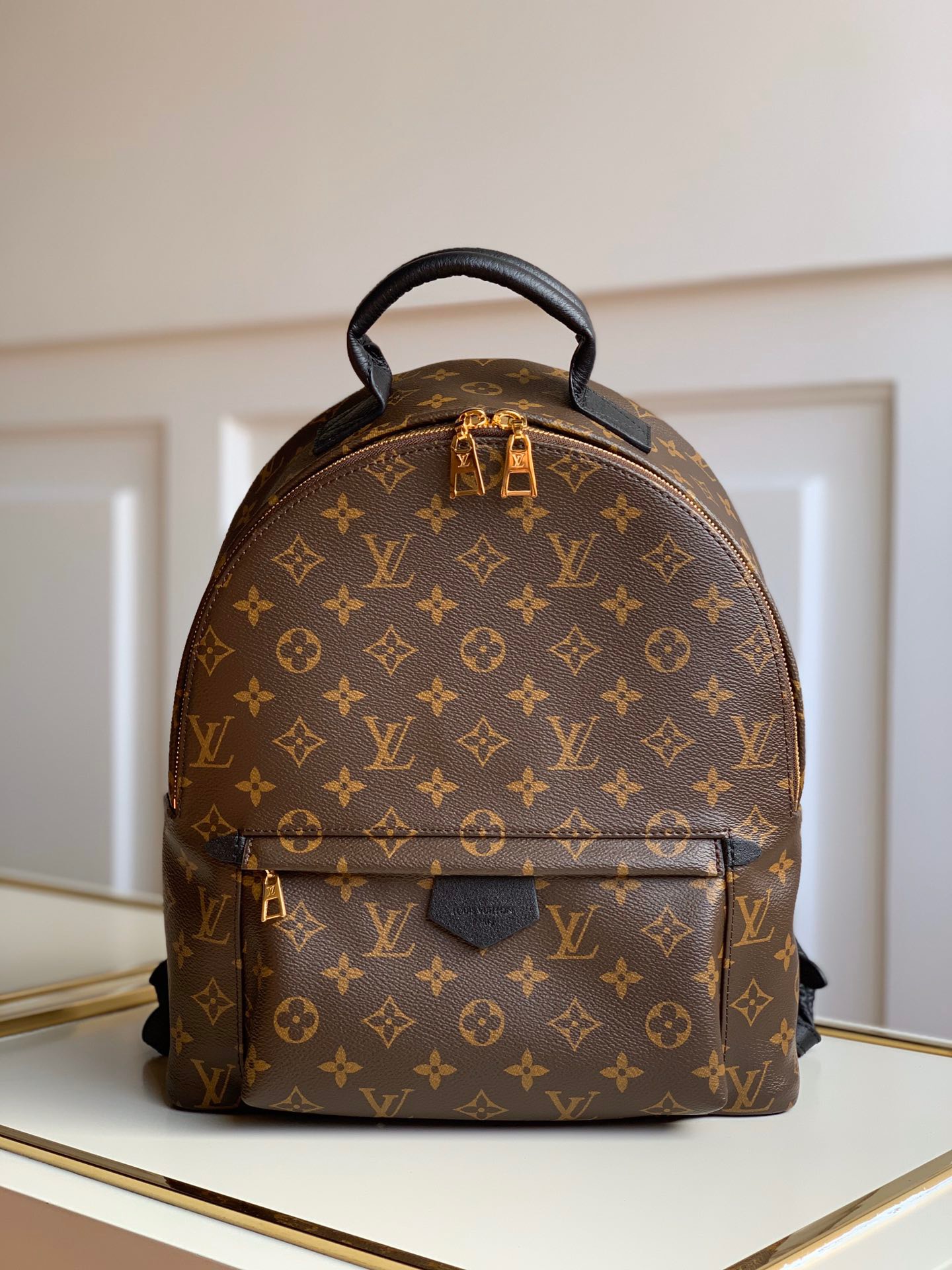 l**is V*t*n monogram backpack gm