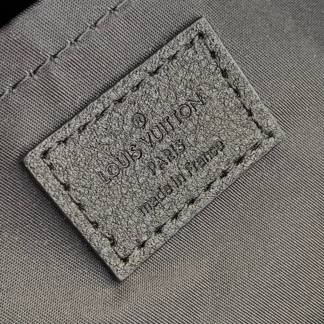 l**is V*t*n monogram backpack gm