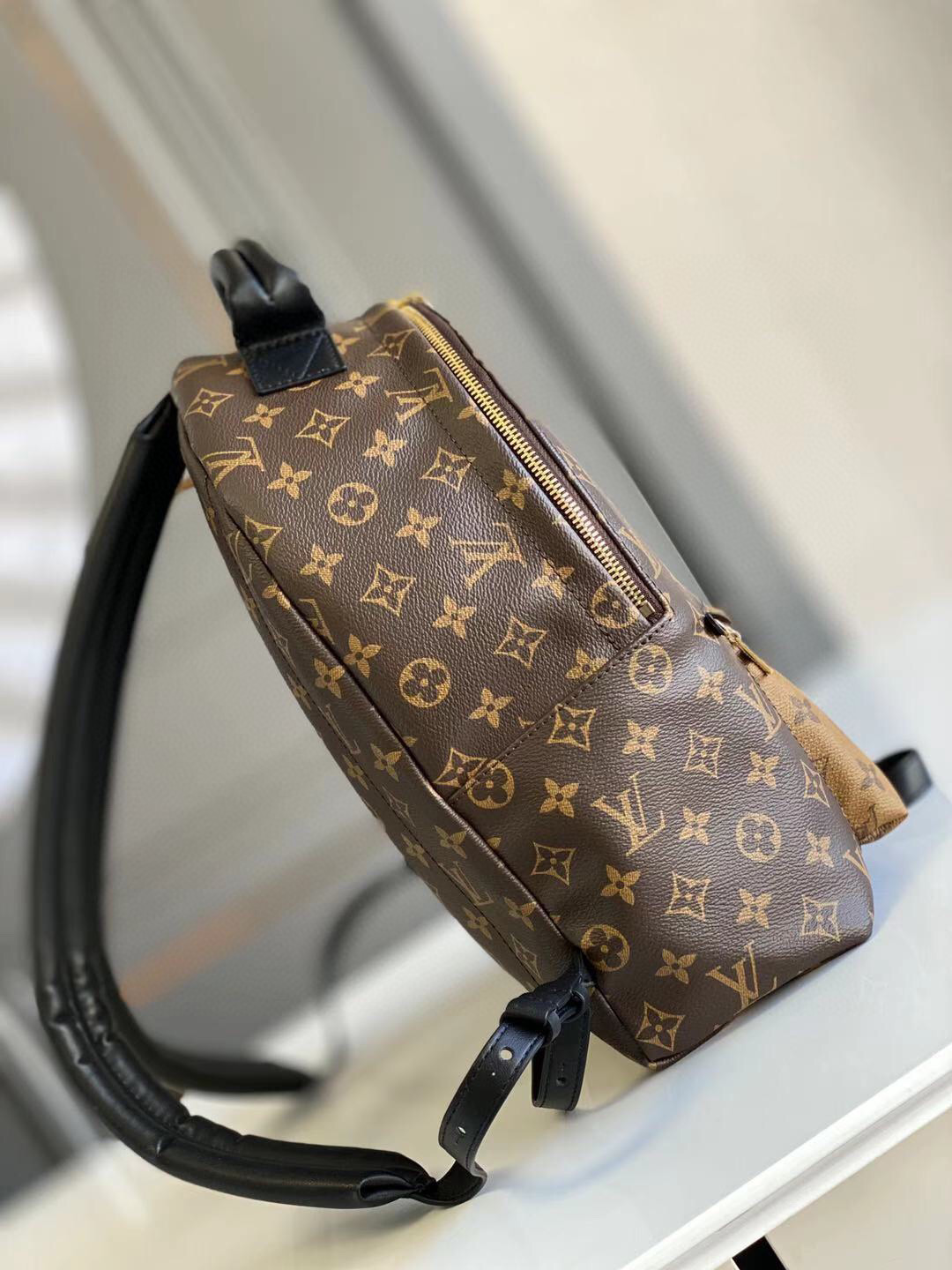 l**is V*t*n monogram backpack gm