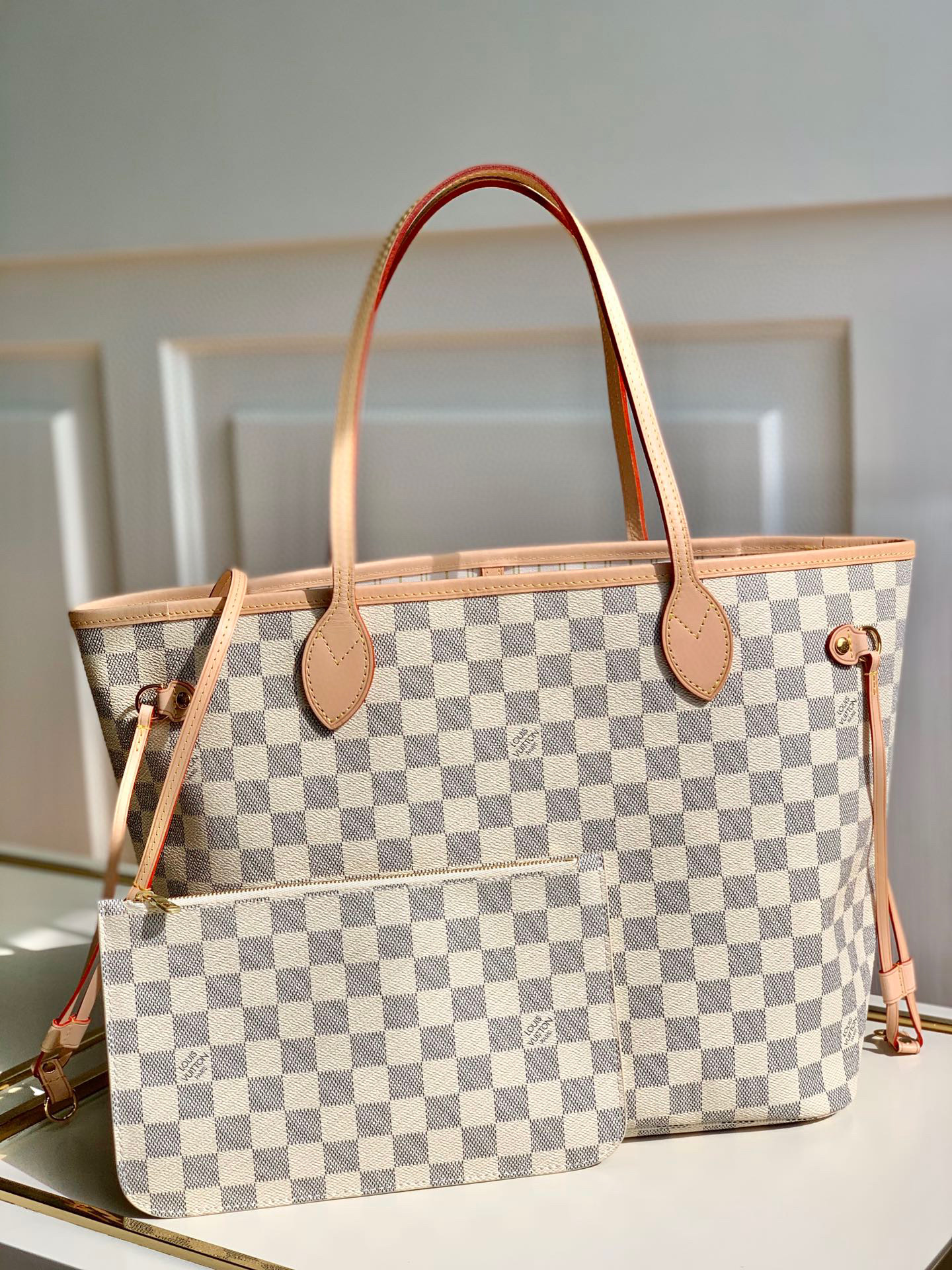 l**is V*t*n neverfull mm