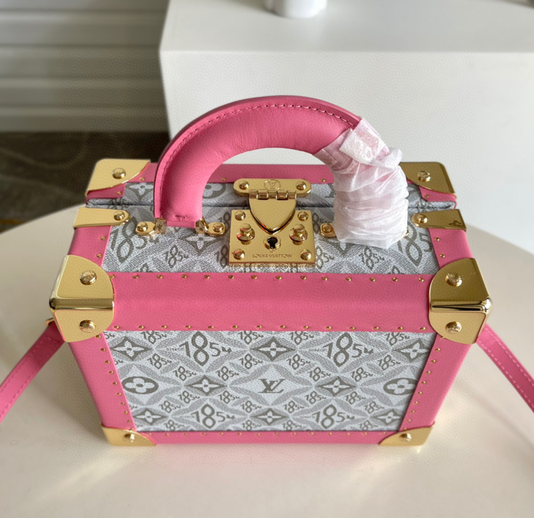 l**is V*t*n valisette tresor box