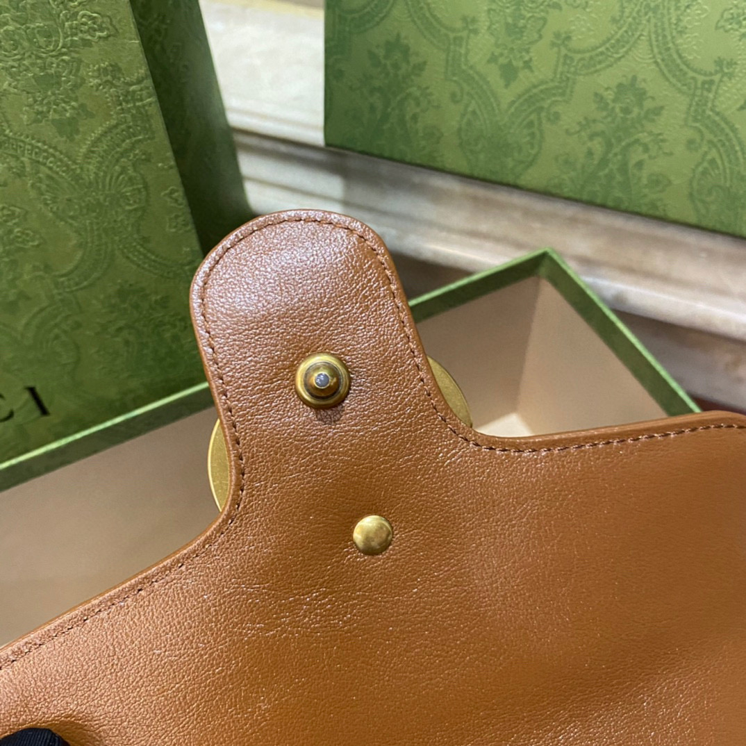G*u*i gg marmont mini top handle bag