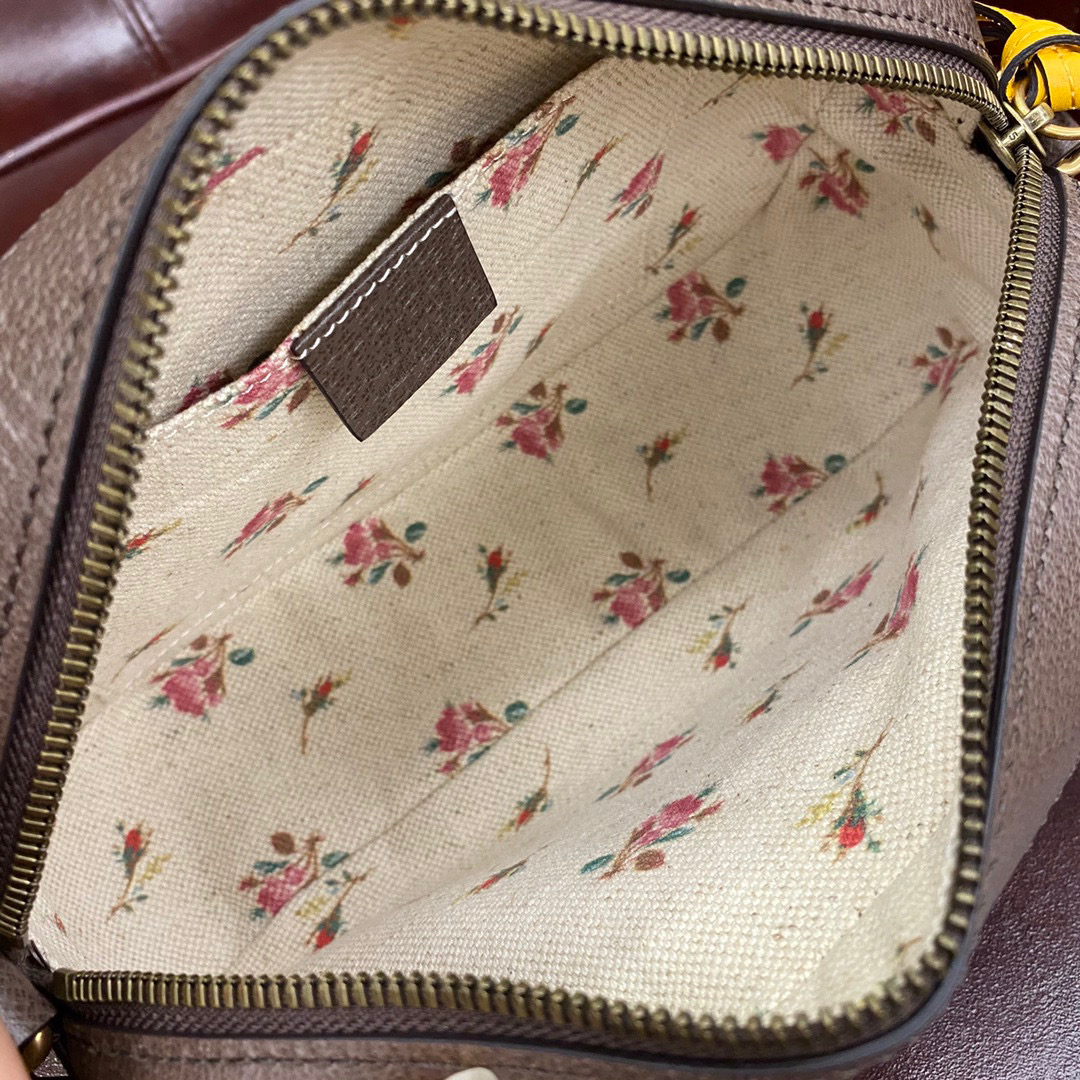 g*u*i neo vintage gg S*p*e messenger bag