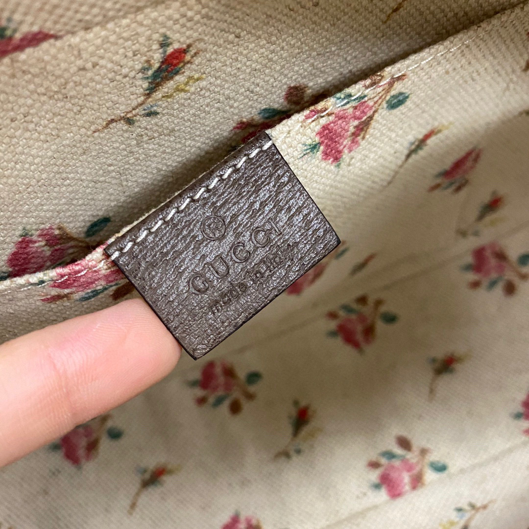 g*u*i neo vintage gg S*p*e messenger bag