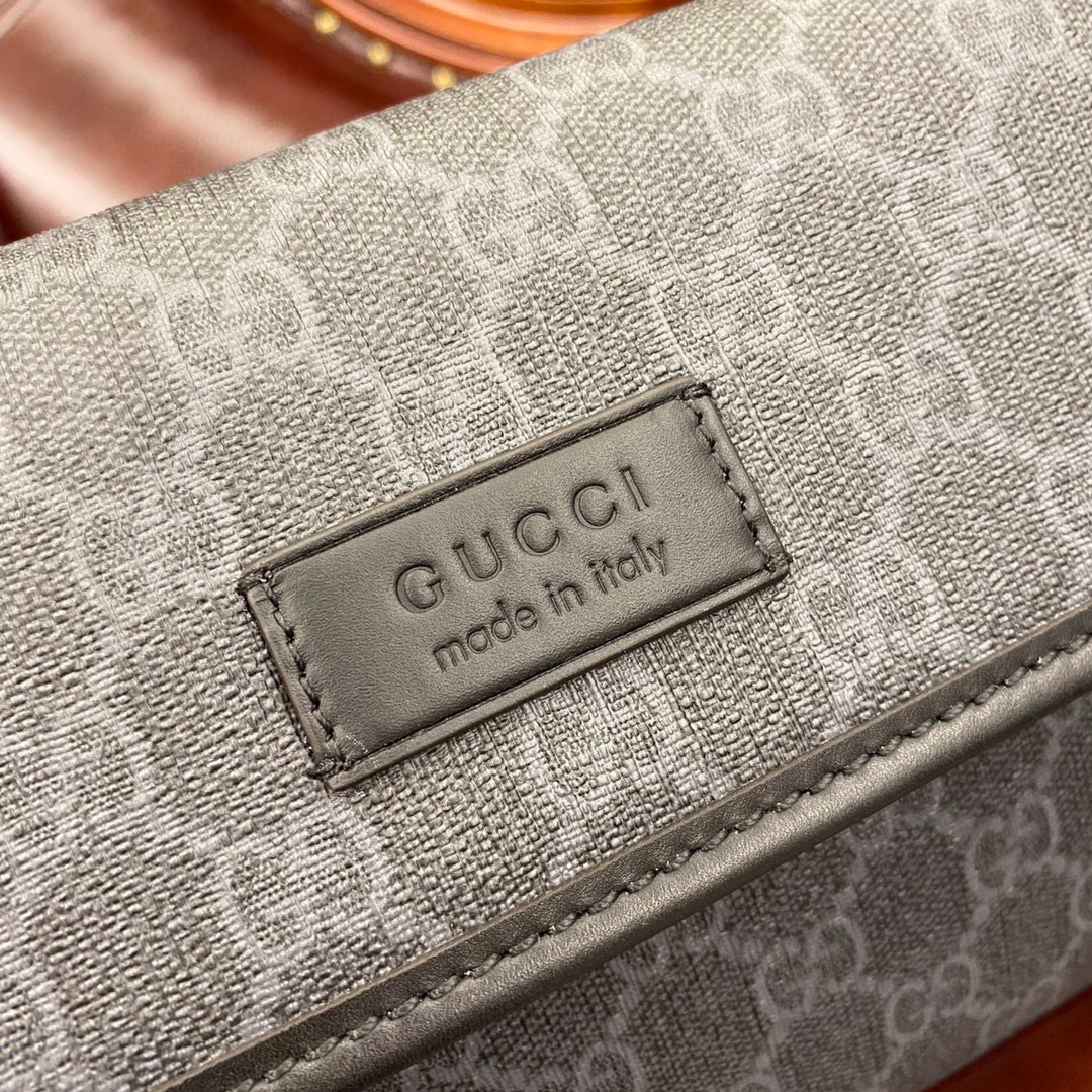 g*u*i gg S*prem pocket bag