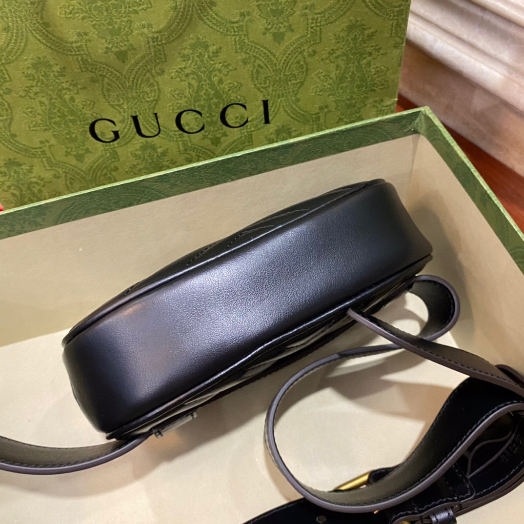 G*u*i pocket
