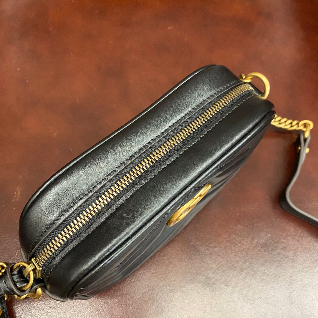 G*u*i gg marmont mini shoulder bag