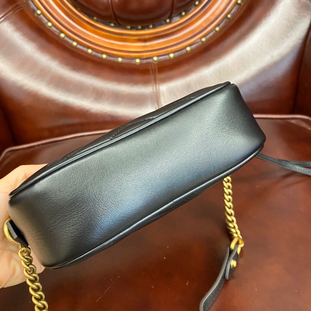 G*u*i gg marmont mini shoulder bag