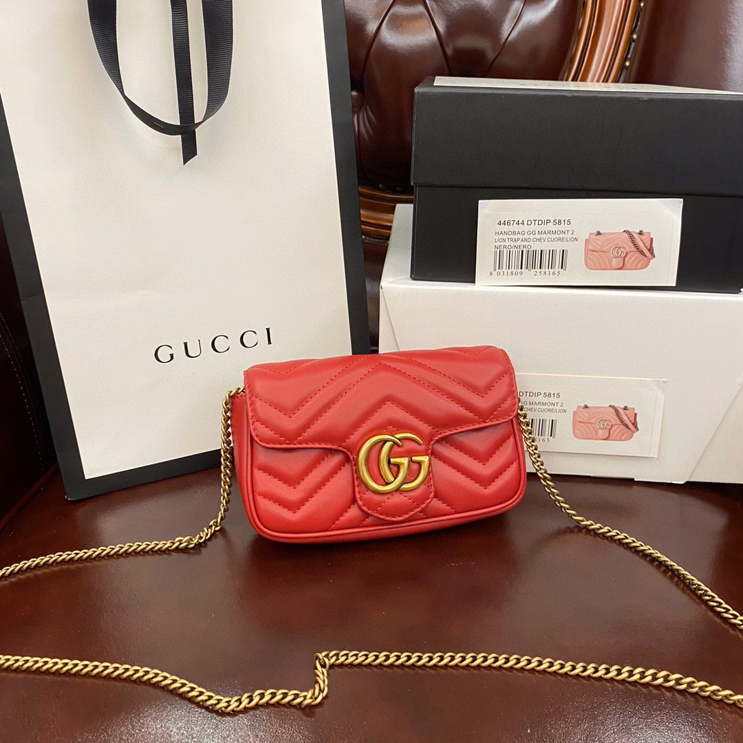 g*u*i gg marmont S*per mini bag