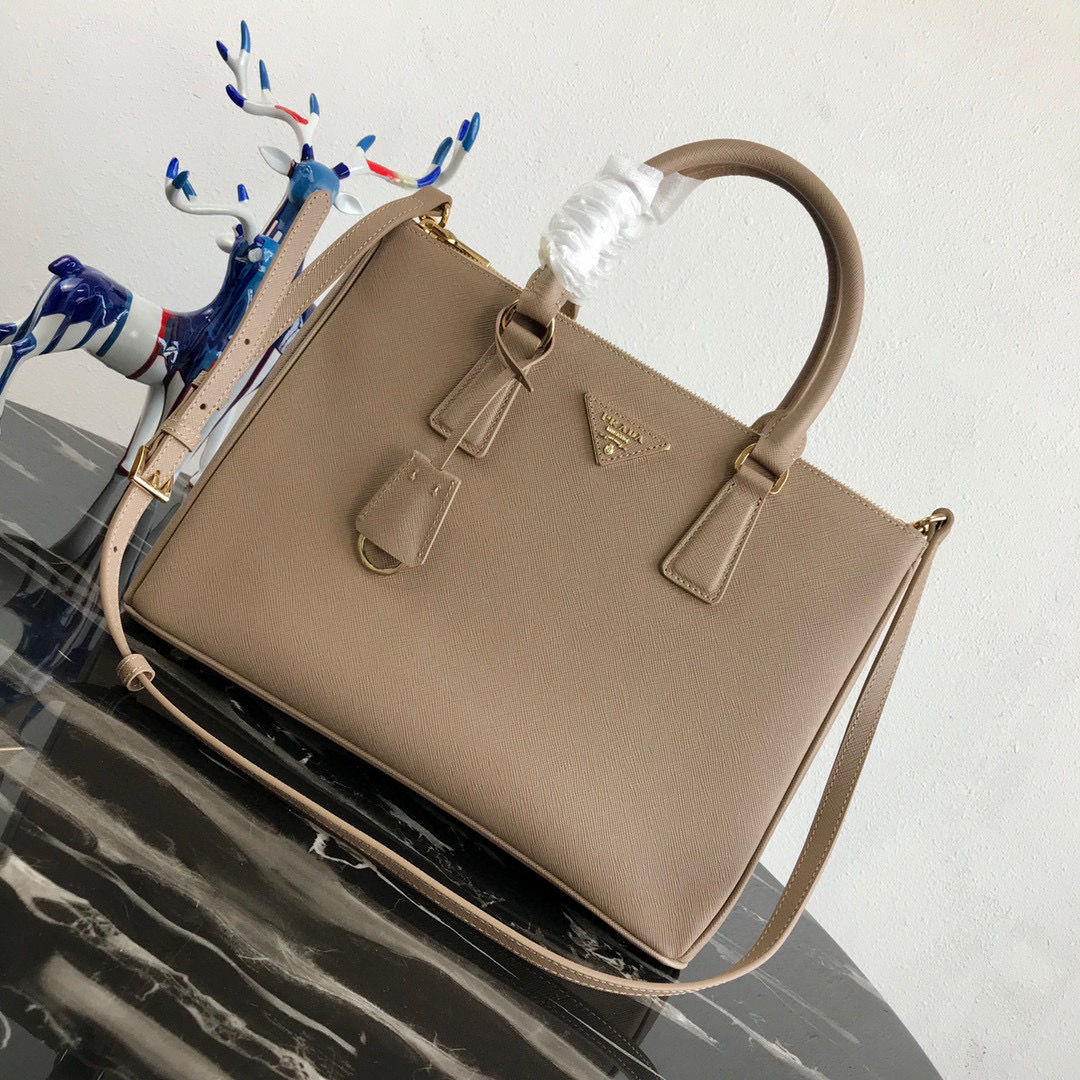 large Pra*a galleria saffiano leather bag