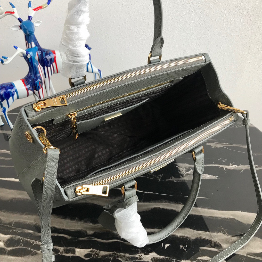 large Pra*a galleria saffiano leather bag
