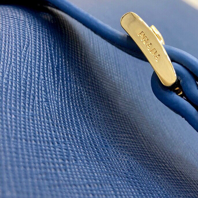 large Pra*a galleria saffiano leather bag