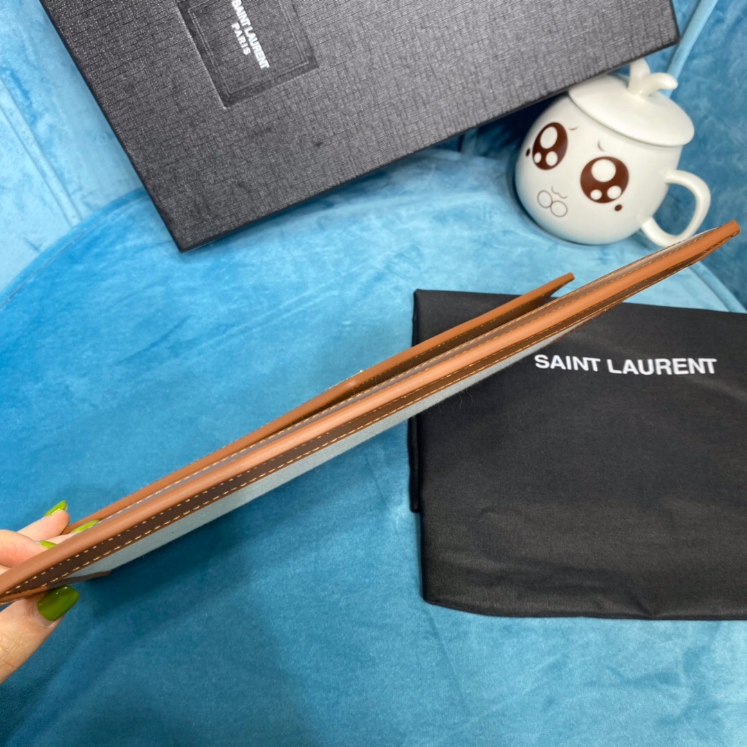 YSL Uptown
