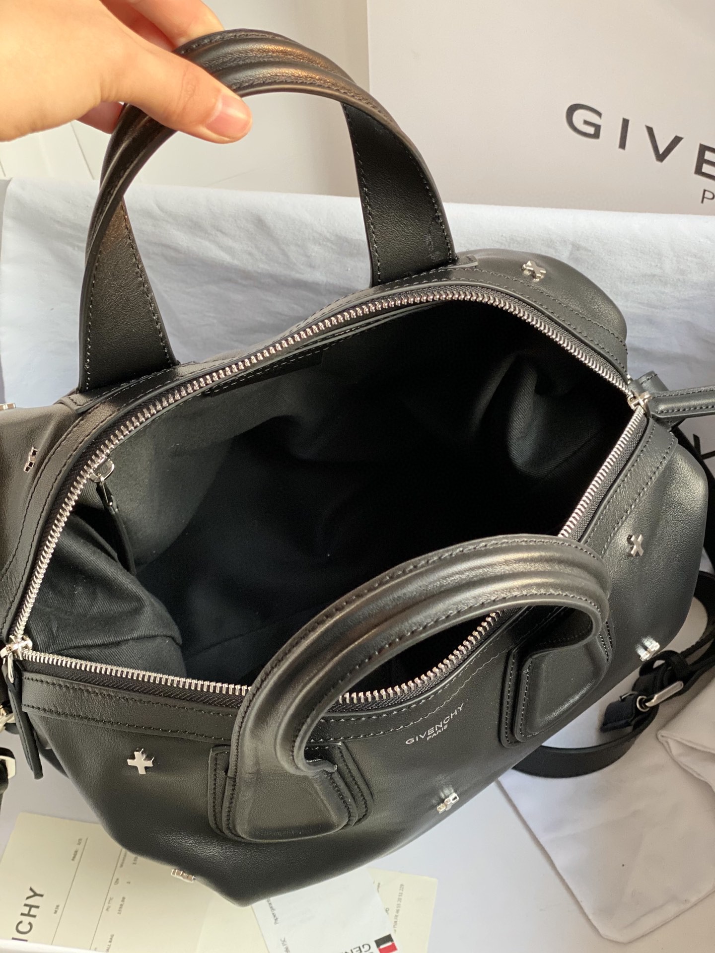 Givenchy Antigona