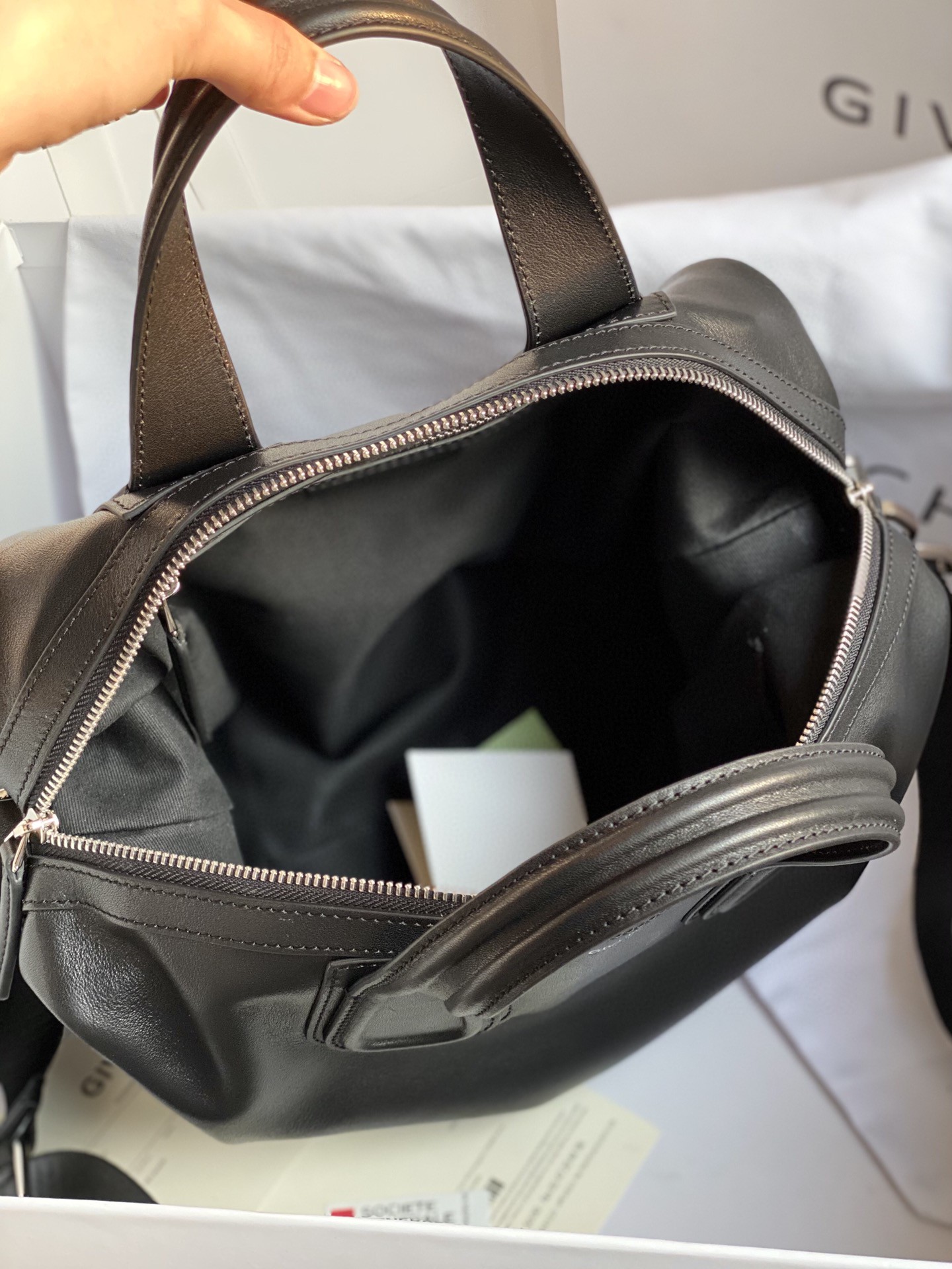 Givenchy Antigona