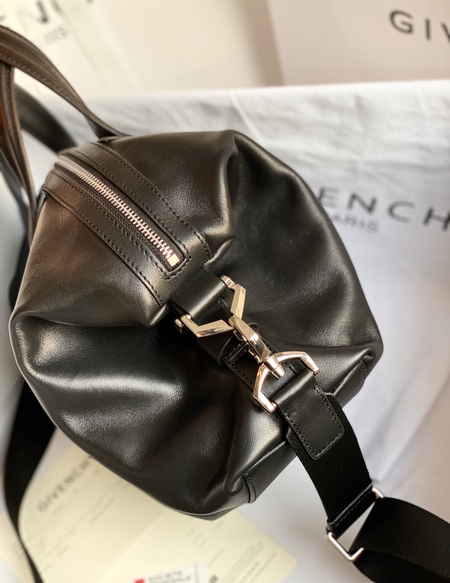 Givenchy Antigona