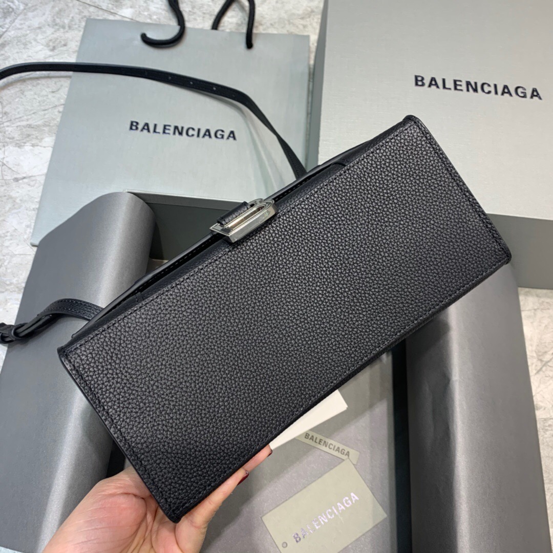 Ba*len*cia*ga hourglass bag
