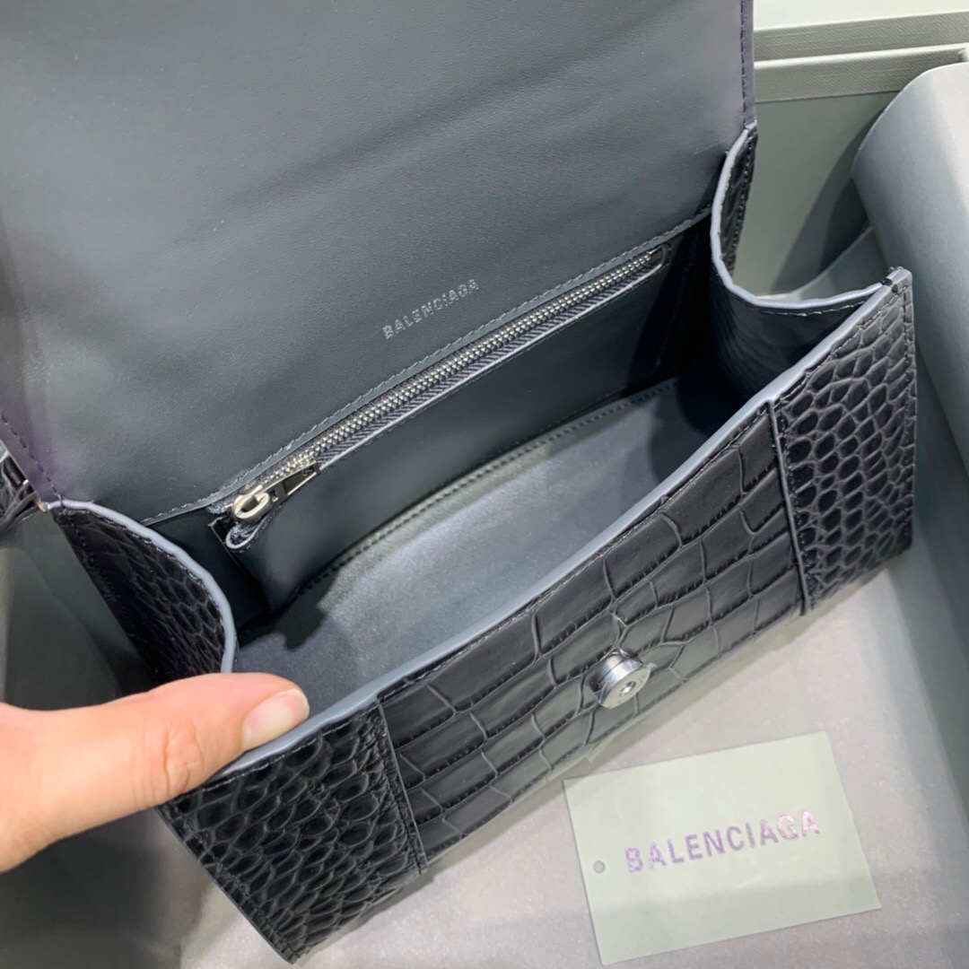 Ba*len*cia*ga hourglass bag