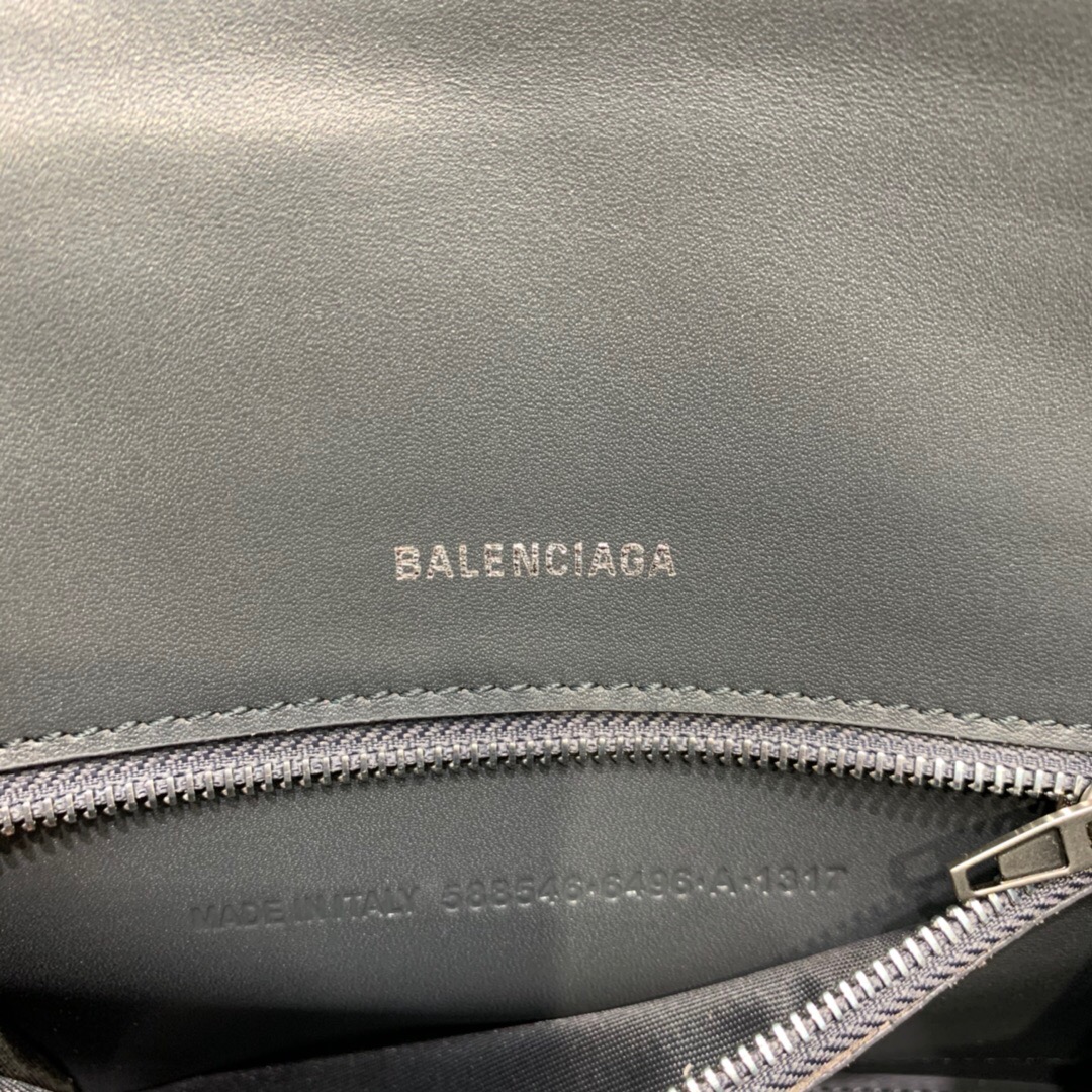 Ba*len*cia*ga hourglass bag
