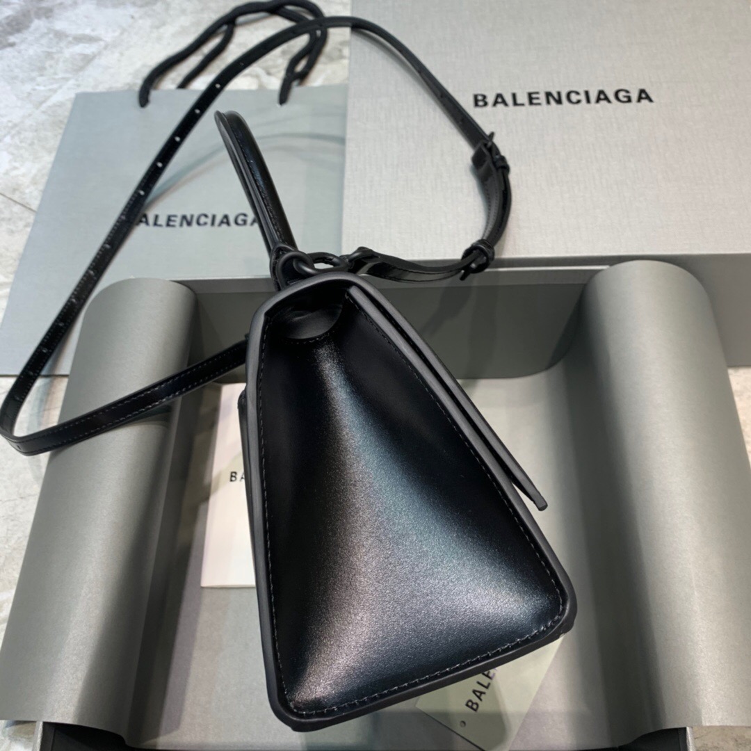 Ba*len*cia*ga hourglass bag