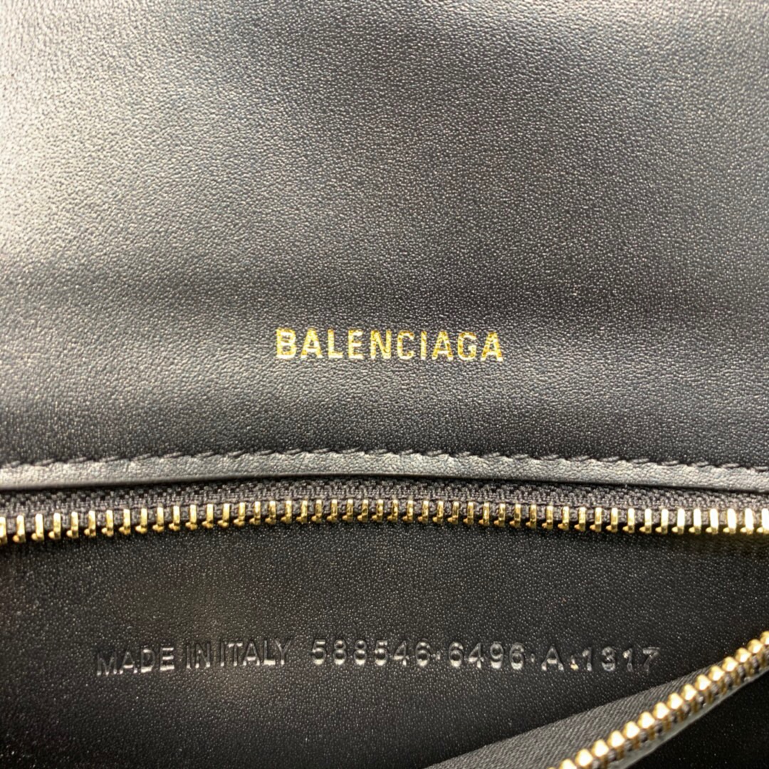Ba*len*cia*ga hourglass bag