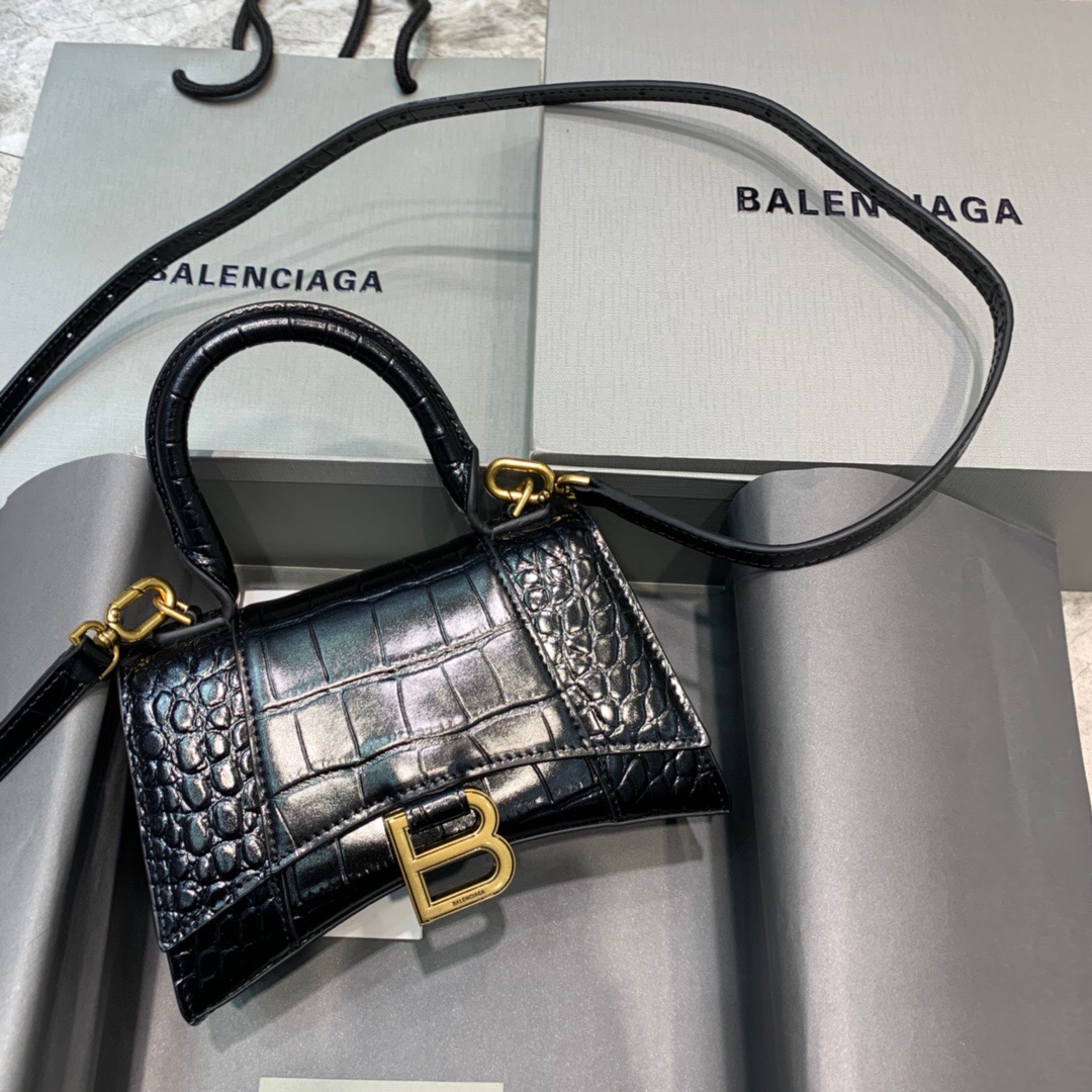 Ba*len*cia*ga hourglass bag