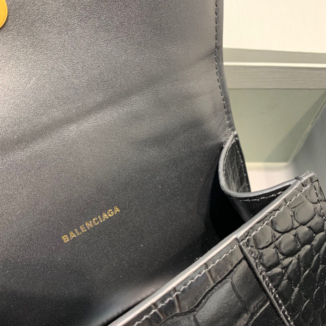 Ba*len*cia*ga hourglass bag
