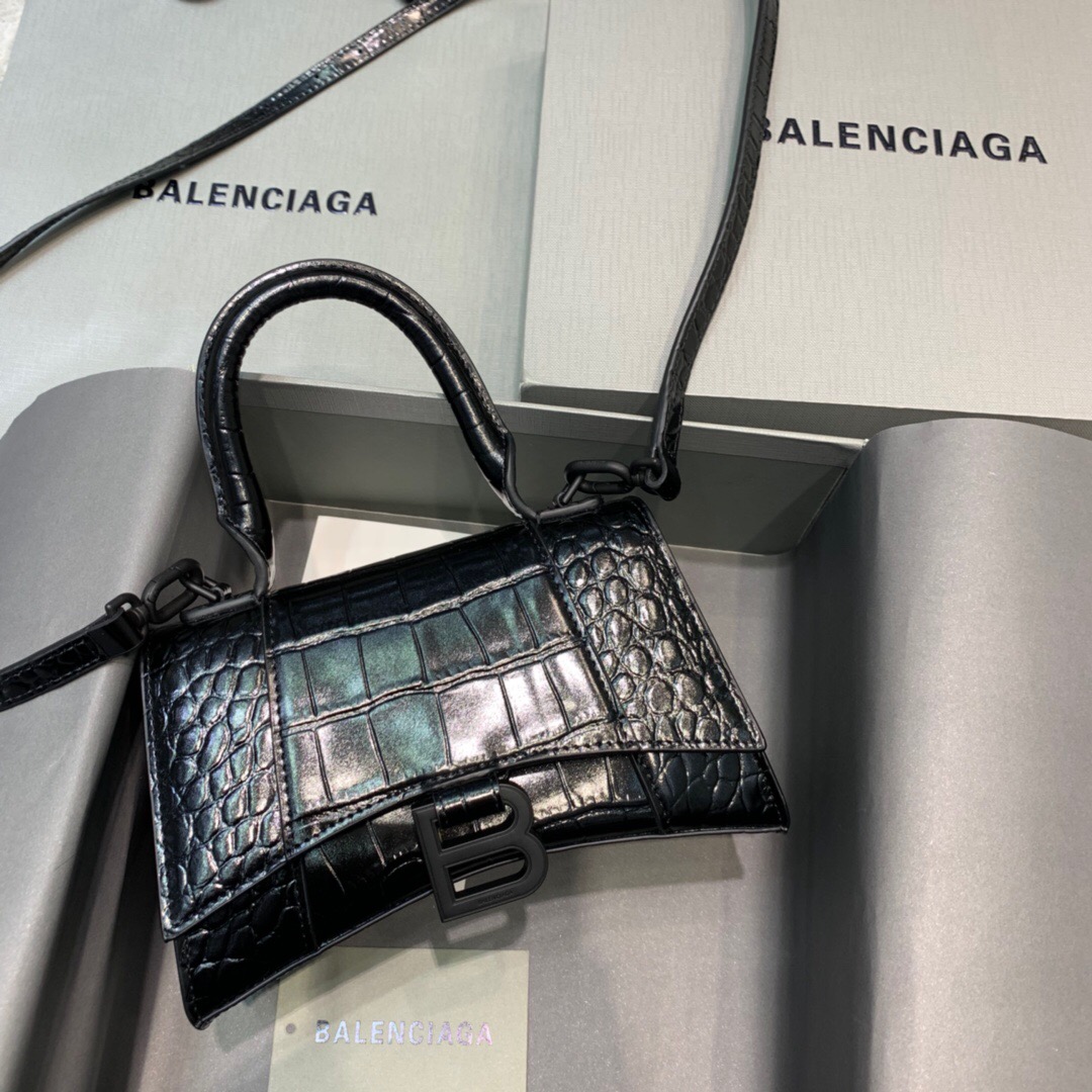 Ba*len*cia*ga hourglass bag