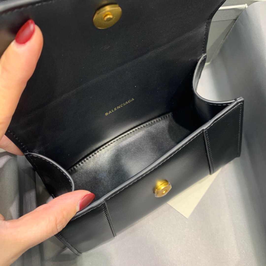 Ba*len*cia*ga hourglass bag