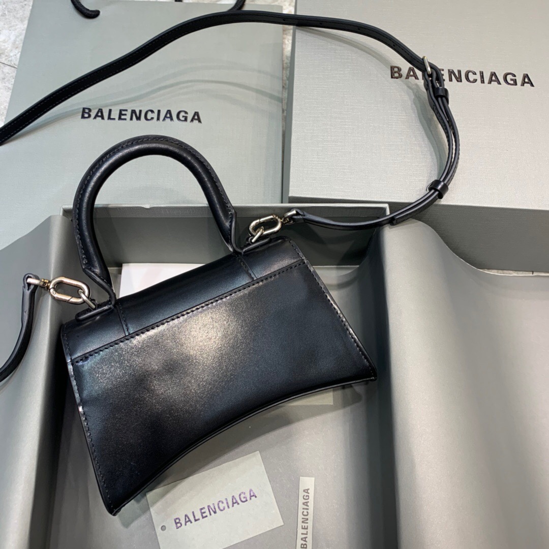 Ba*len*cia*ga hourglass bag