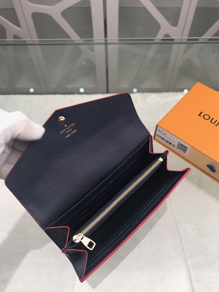 l**is V*t*n wallet navy blue