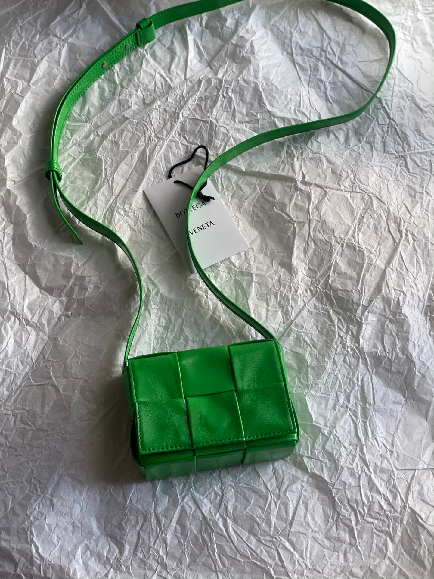 bo*te*ga Ve*ne*ta cassette mini