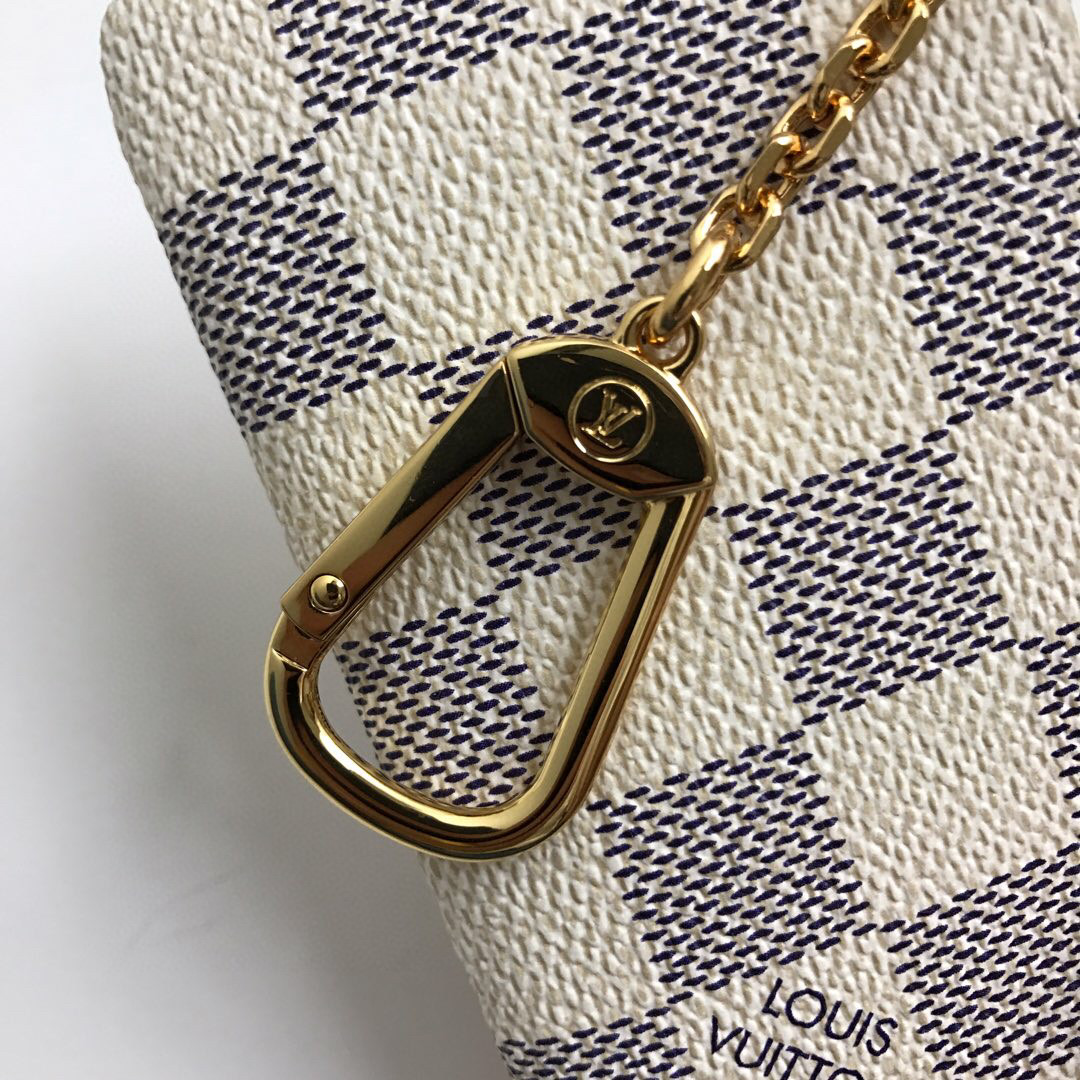 l**is V*t*n coin purse