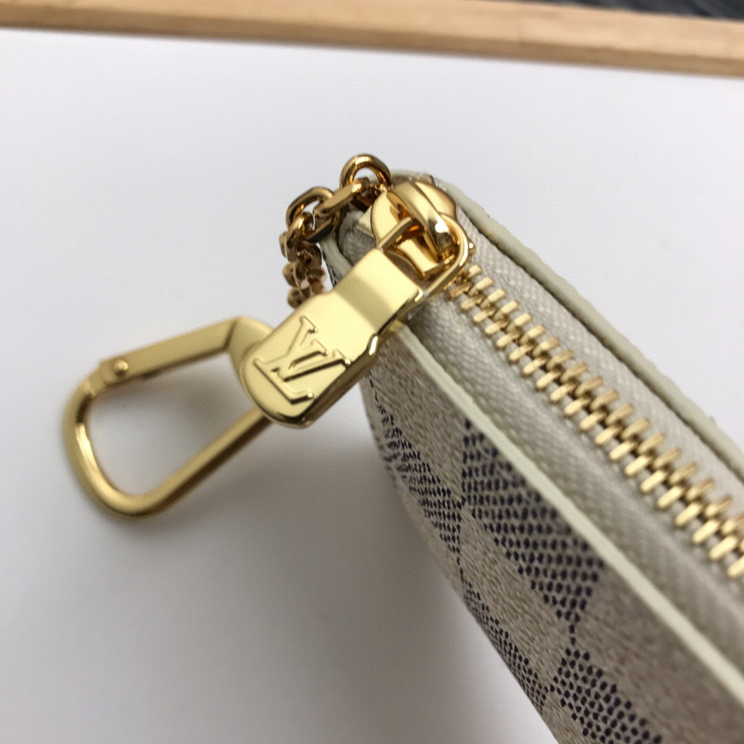 l**is V*t*n coin purse