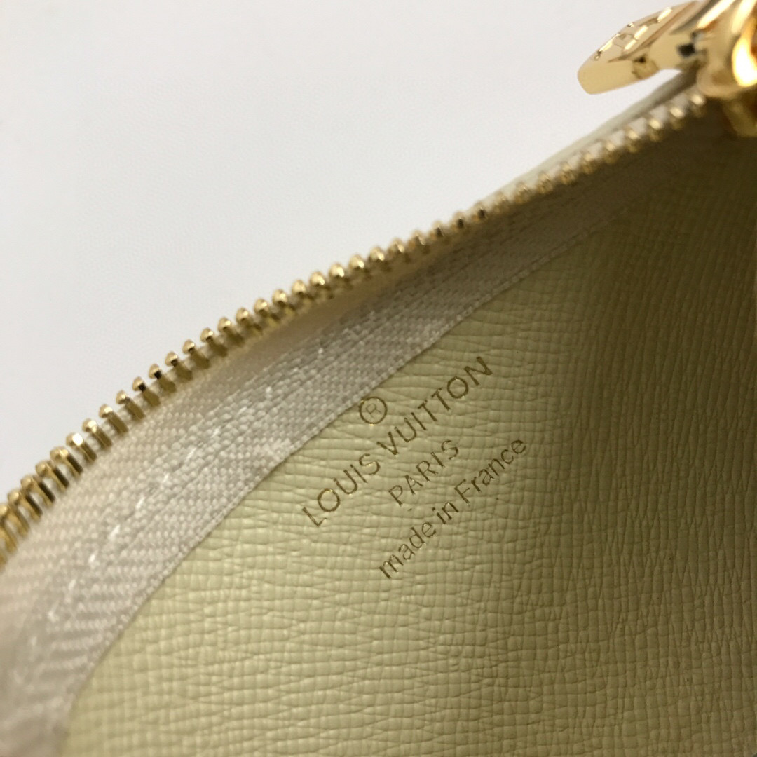 l**is V*t*n coin purse