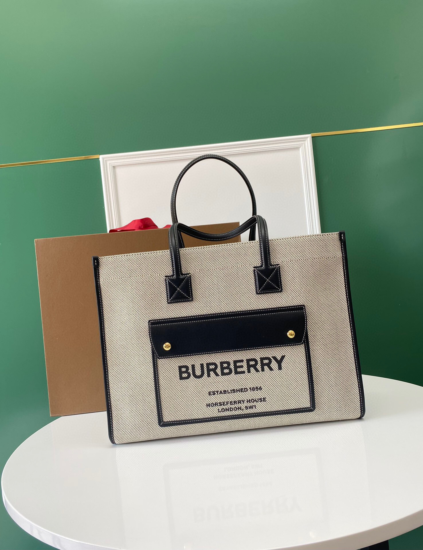 B**rry freya tote
