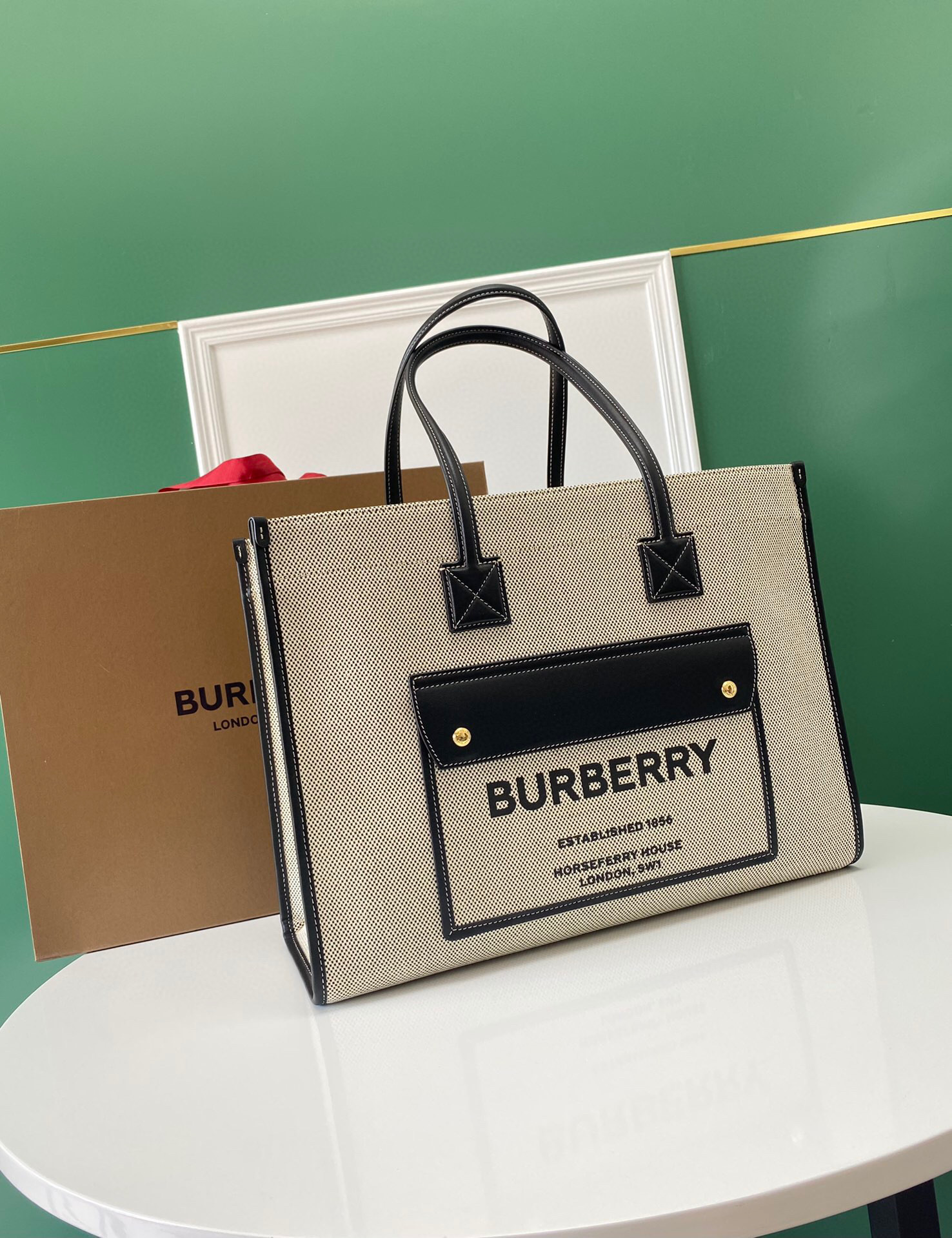 B**rry freya tote